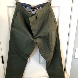 Banana Republic men’s slim fit pant 33X32